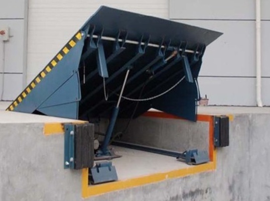 Upgrade Your Warehouse with Tech Mech Dock Levelers