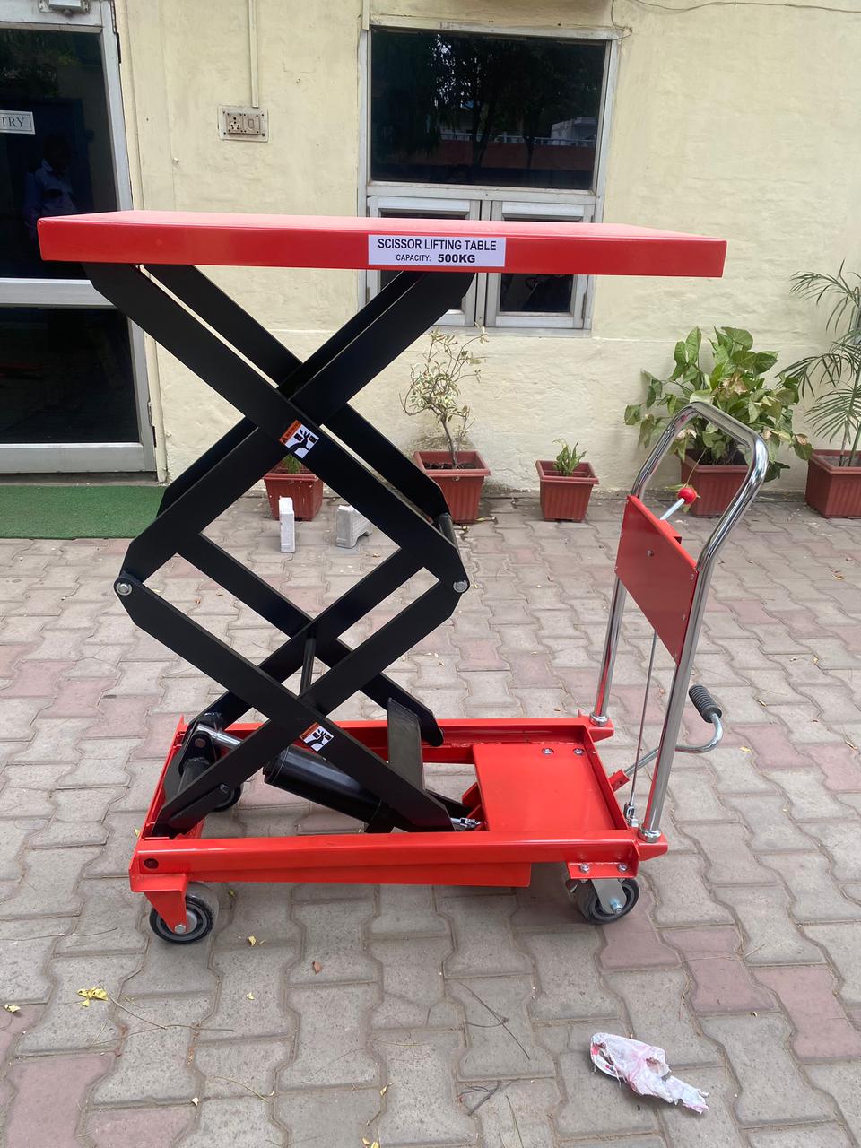 Scissor Lifting Table – 500 KG Capacity